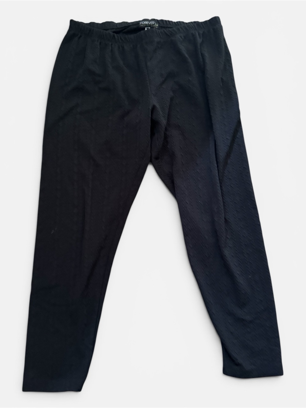 Forever 21 Men’s Black Elastic Waist Jogger Pants